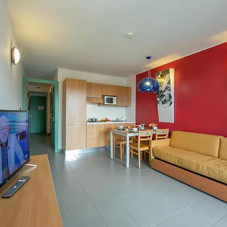 Villaggio Olimpico Apartment *